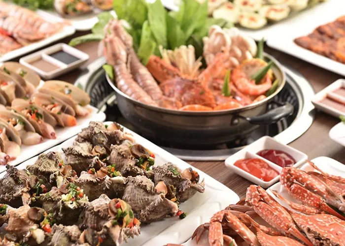 Căn hộ Greenbay Premium *