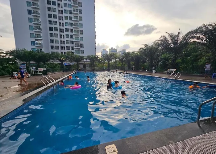 Greenbay Premium * Hạ Long