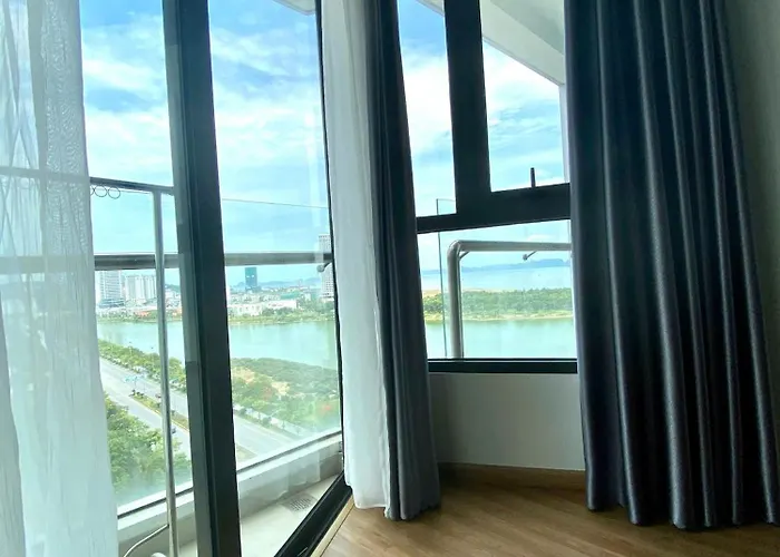 Căn hộ Greenbay Premium Hạ Long